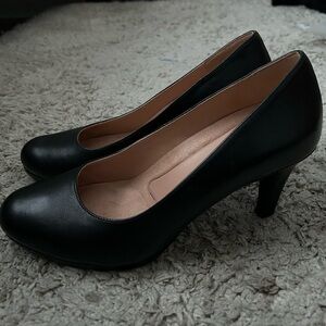 Naturalizer Classic Black Women's Heels Michelle pump size 9m